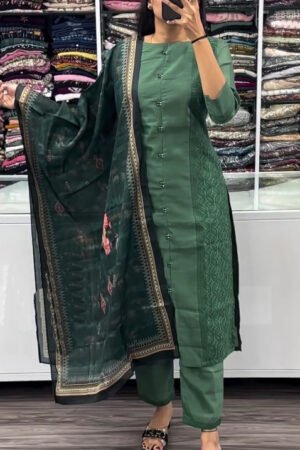 Women Green Colour Cotton Blend Kurta Palazzo Set with Duppatta